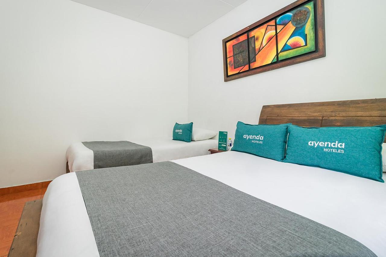 Ayenda Casa Maconglo - Hotel1022 Bogotá